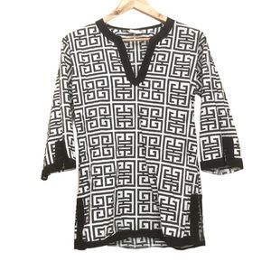 VTG Tunic Lightweight Cotton Black White Asian Motif Top Blouse Vintage 80s 90s